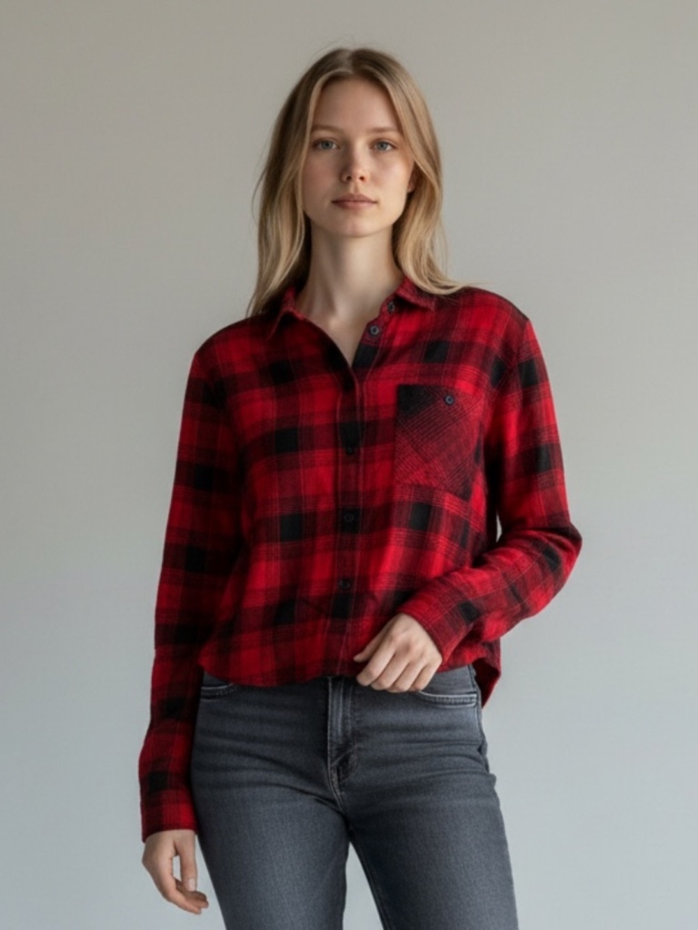 Forever 21 Red & Black Plaid Flannel Cropped Button-Up Shirt Size Medium